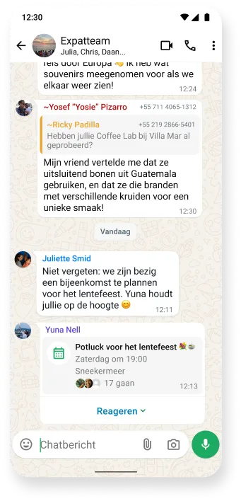screenshot van whatsapp-groepschat voor het plannen van een evenement, met een geordend gesprek met tekstberichten die de samenwerkingsfuncties van de app benadrukken om ontmoetingen te coördineren